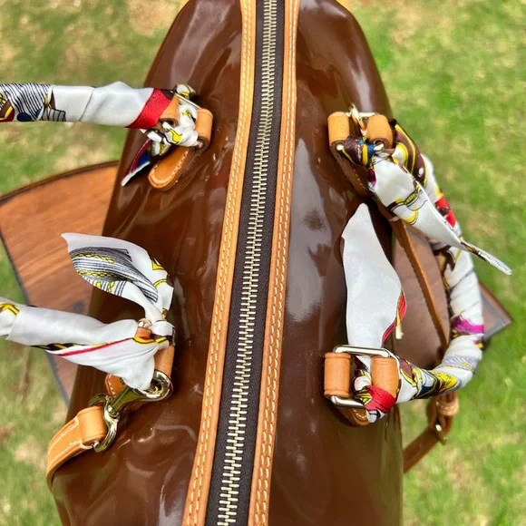 Dooney & Bourke Satchel Handbag Patent Leather - Picture 11 of 12